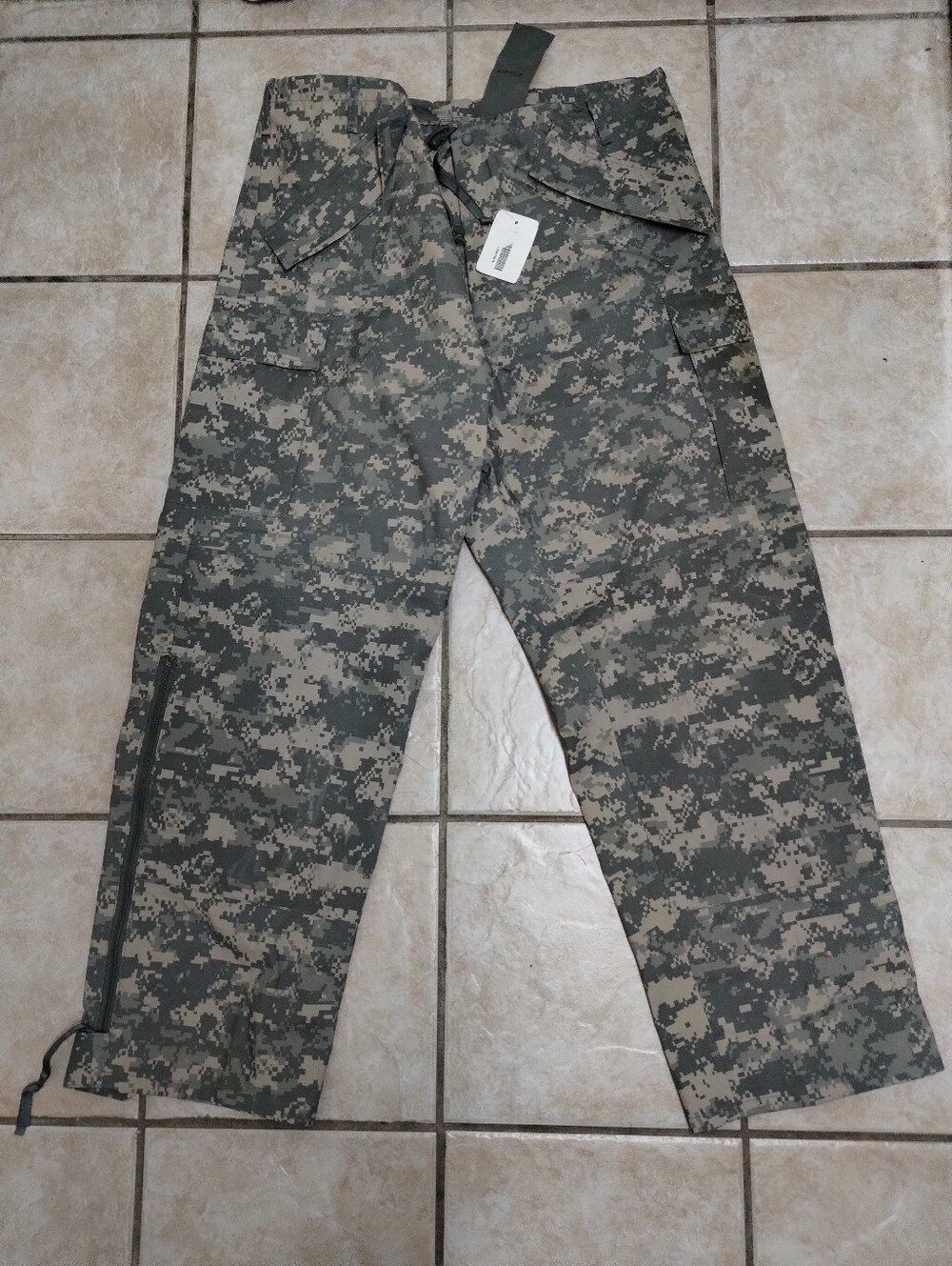USGI ECWCS Cold Weather Goretex Pants UCP Camo Trousers Army Sz LRG L